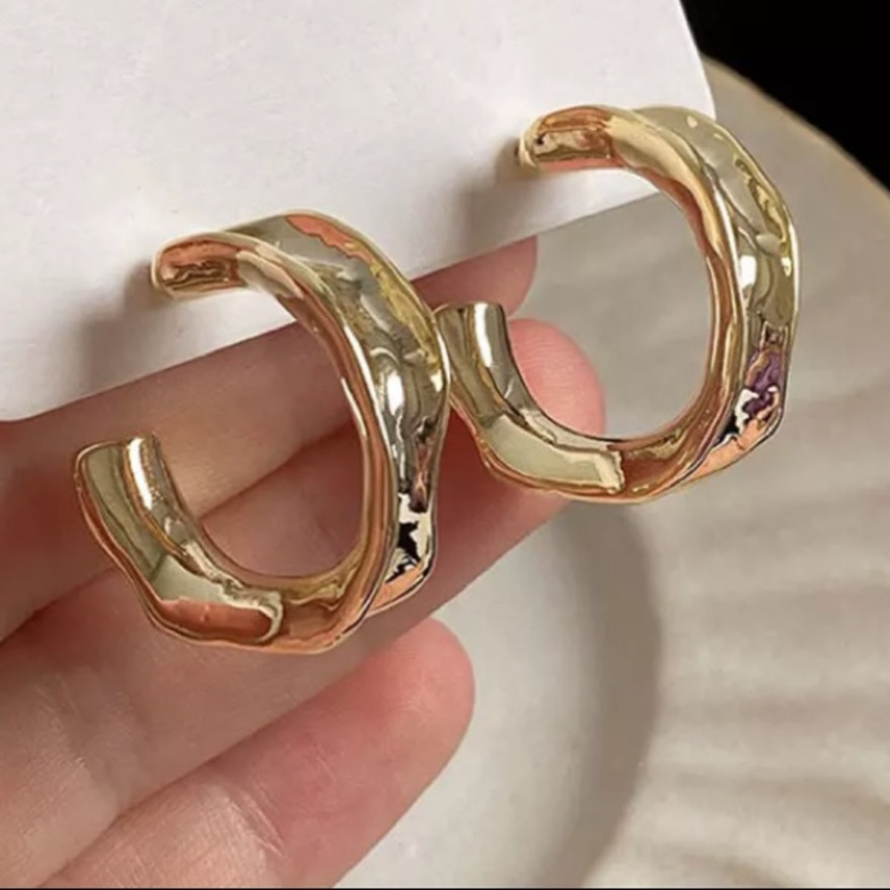 🌙Insta 18K gold plated casual earrings - Picture 7 of 7